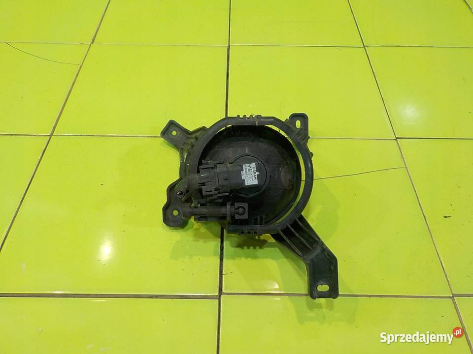 SSANGYONG RODIUS II TURISMO 20 B 13r 5D halogen Lampy przeciwmgielne Suków