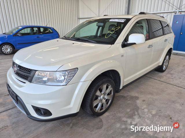 Fiat Freemont automat 4x4 z Niemiec kamera lakier metallic Freemont Tarnów sprzedam