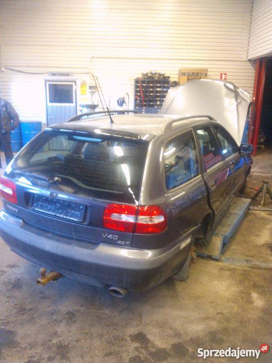 Volvo V40 lift 02 drzwi lewy i prawy tył tylne Staszów sprzedam