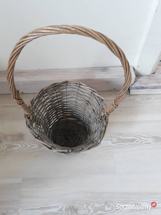 wiklinowy koszyk pobielany na prezent wygodna Gdańsk