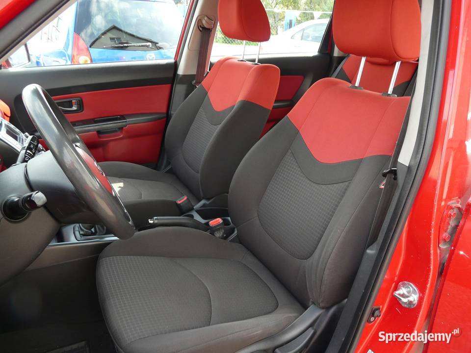 KIA SOUL 16benzyna126 wypożyczalnia wynajem Wynajem pojazdów Przebieczany