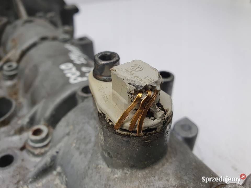 POKRYWA ZAWORÓW VW Polo IV 12 12V wałki rozrządu osobowe Chełm