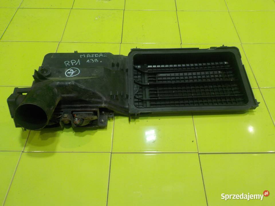 MAZDA 2 III DE 10r HB 5D pokrywa oslona silnika Suków