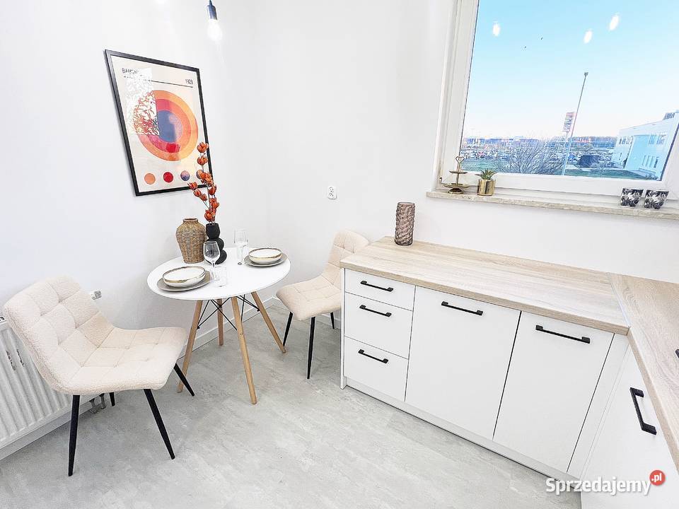 Bezpośrednio LUX 2 pokoje METRO apartamentowiec Nieruchomości Warszawa