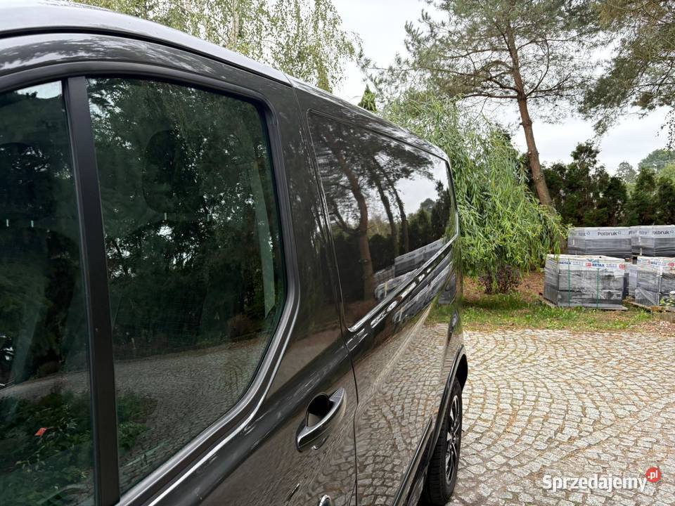 Ford Transit Custom 20 EcoBlue 170 nowy Cyców sprzedam