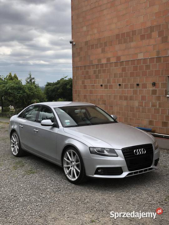 Audi A4 B8 Sedan 18 t benzyna 2011r sprzedam