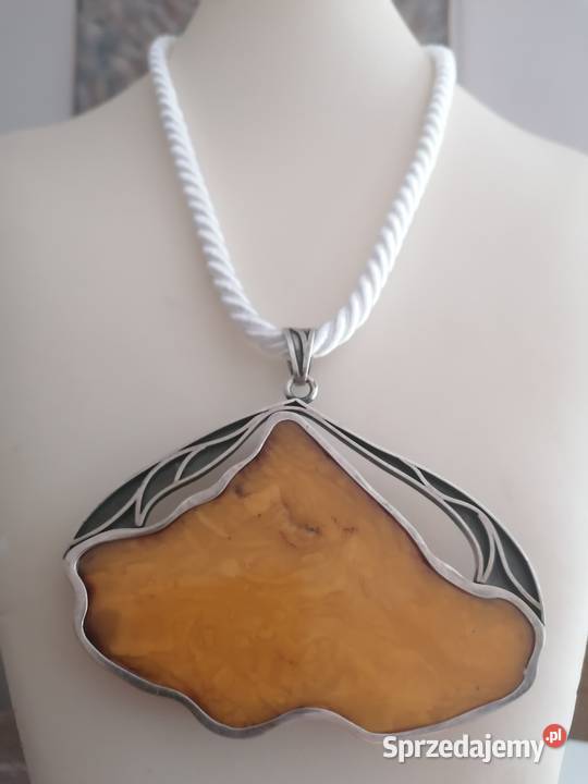 Wisior bursztyn bałtycki Naszyjniki