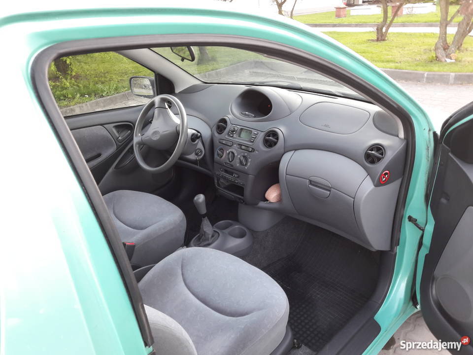 Toyota Yaris I używana kobietę zielony Busko-Zdrój