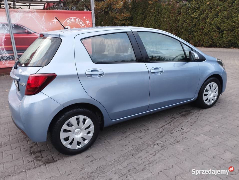 toyota yaris salon serwis I wł 45 przebiegu Warszawa