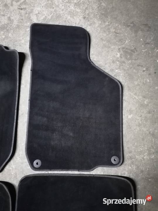 Dywaniki welurowe VW golf 4 Schwarz oryginalne Masłów Drugi sprzedam