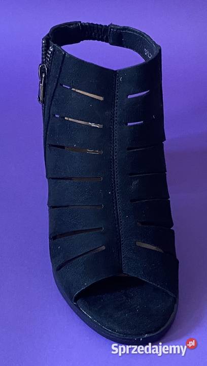 Czarne damskie sandały na obcasie rozmiar 36 Żyrardów sprzedam
