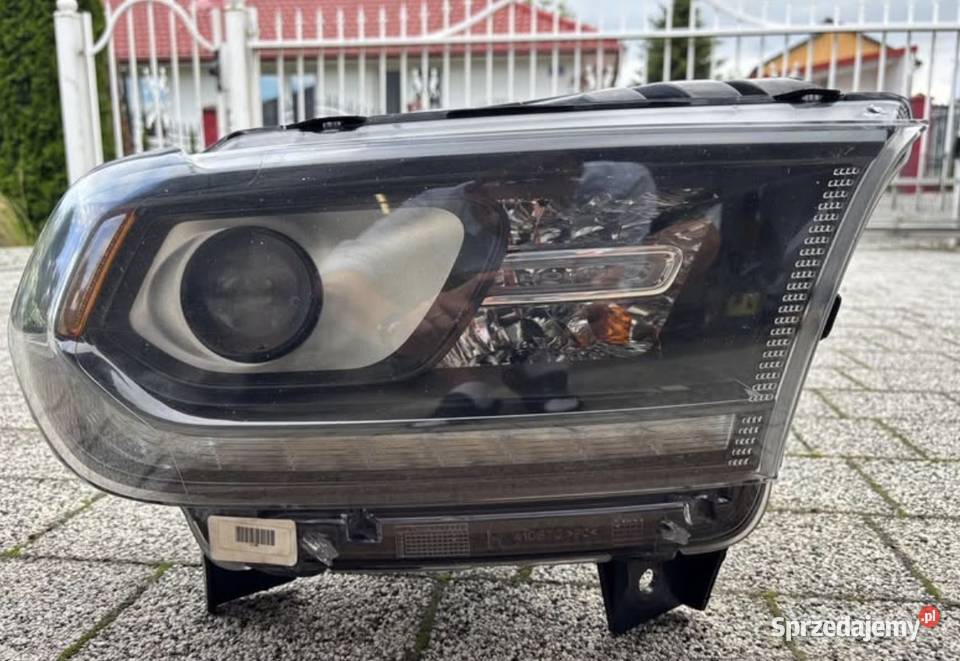 Lampa Przednia Prawa Dodge Durango 18r Xsenon z osobowe