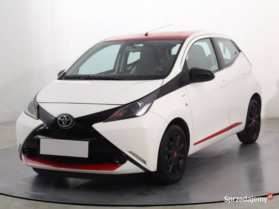 Toyota Aygo 10 VVTi manualna