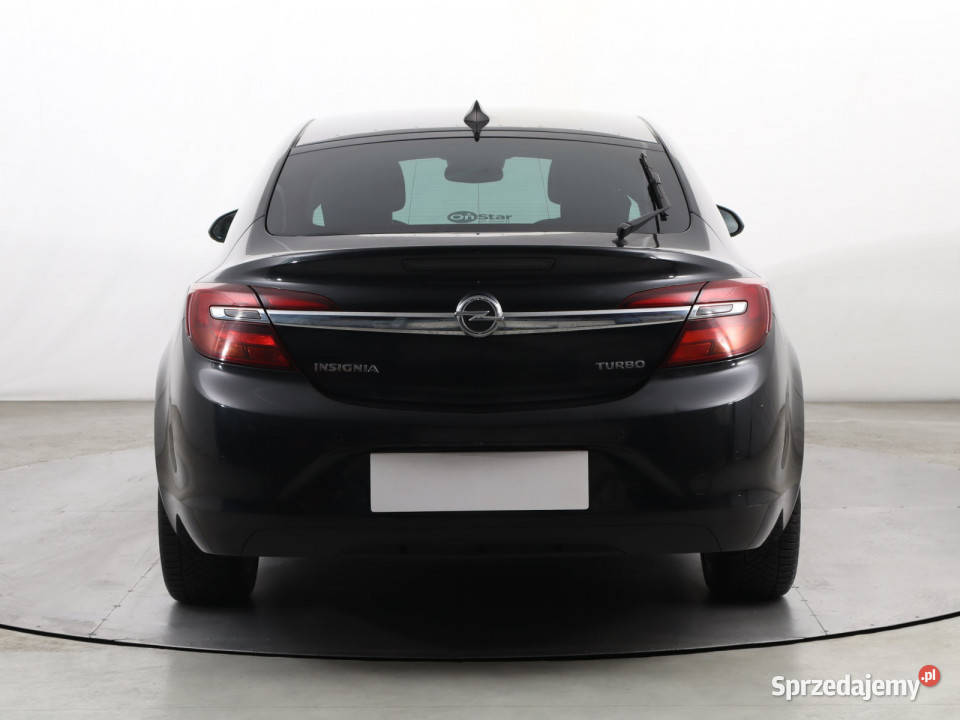 Opel Insignia 16 Turbo
