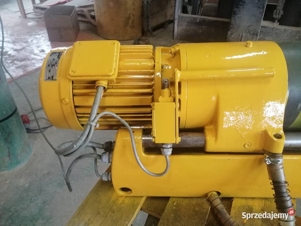 Półautomatyczna maszyna do nacinania gwintów Rawa Mazowiecka