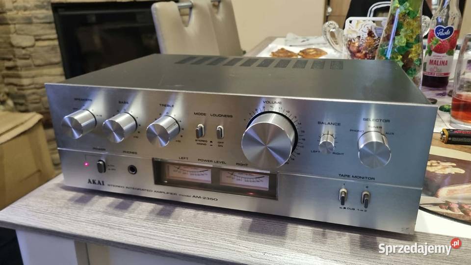 Wzmacniacz Akai AM2350 2x35Watt wychyły Made in łódzkie