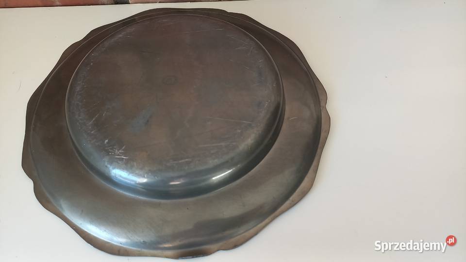 Talerz cynowy z sygnaturą anioła 235 710 Gawroniec sprzedam