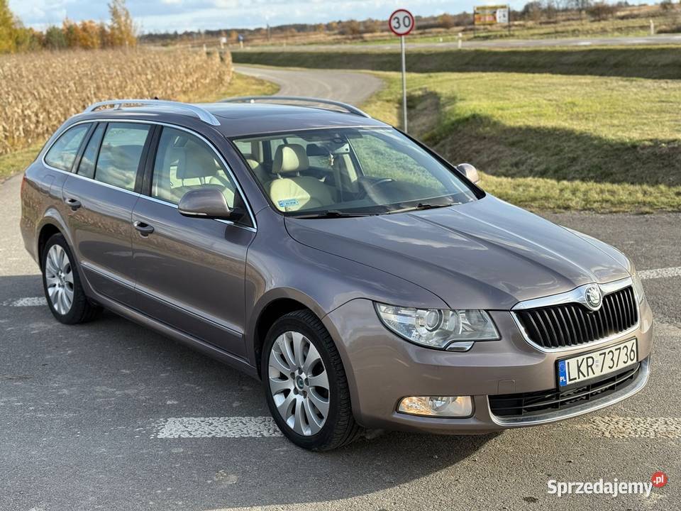 Skoda Superb 20tfsi dsg bogate wyposażenie Rok produkcji 2011 Superb Kraśnik