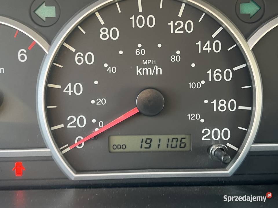 Kia Carens diesel niski przebieg grosiki