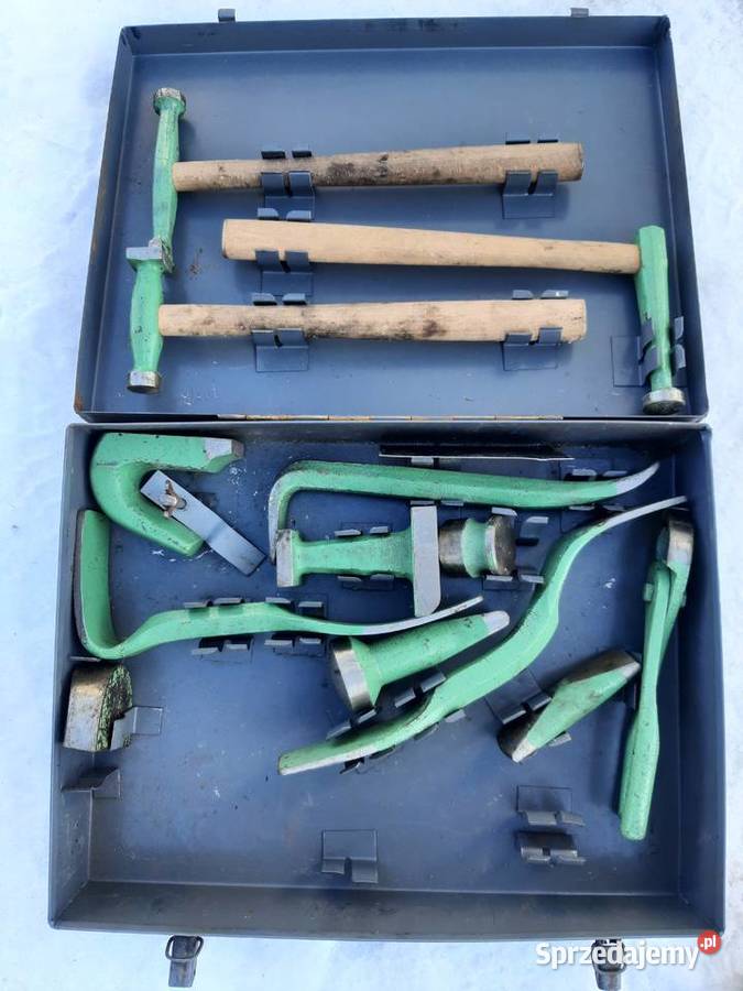 Narzędzia blacharskie komplet w skrzyni Komet Narzędzia blacharskie lubelskie Strzyżewice