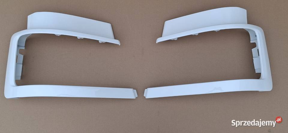 SCANIA R S RAMKA OBUDOWA REFLEKTORA LEWA OSŁONA Bieleń