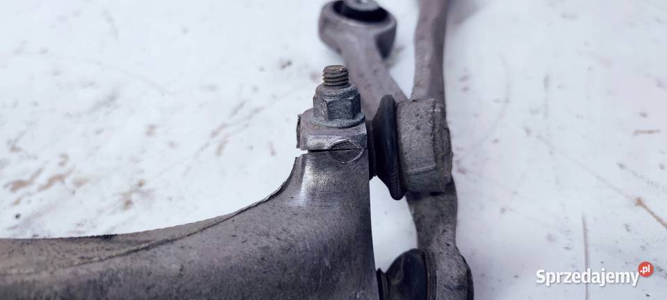 ZWROTNICA PRAWY PRZÓD AUDI A4 A6 A7 8K0407258L Przystajń