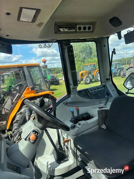 Valtra N92 Laski