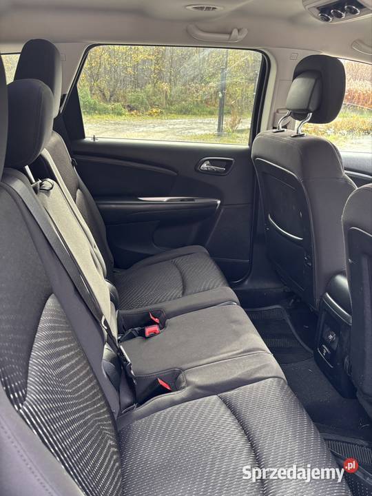 Dodge Journey 2012 36 7 osobowy lekko uszkodzony Journey Sulejówek