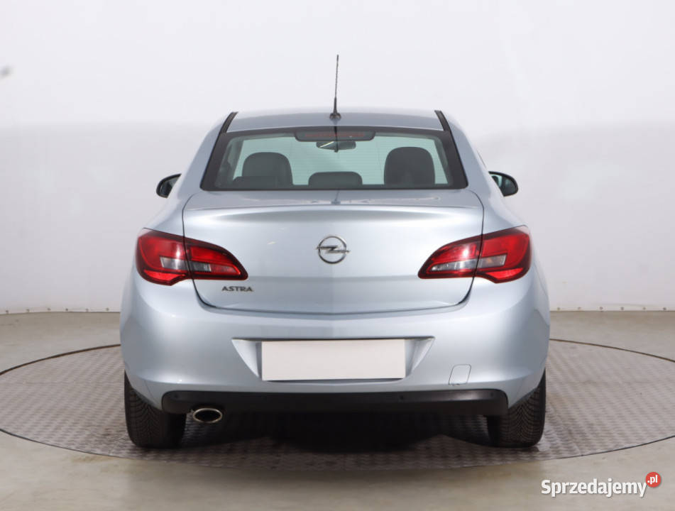 Opel Astra 14 T LPG 103KM Astra Piaseczno