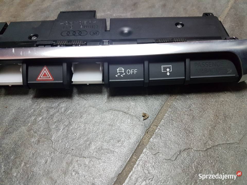 AUDI A3 8V PRZELACZNIK AWARYJNYCH PANEL ESP osobowe wielkopolskie Turek