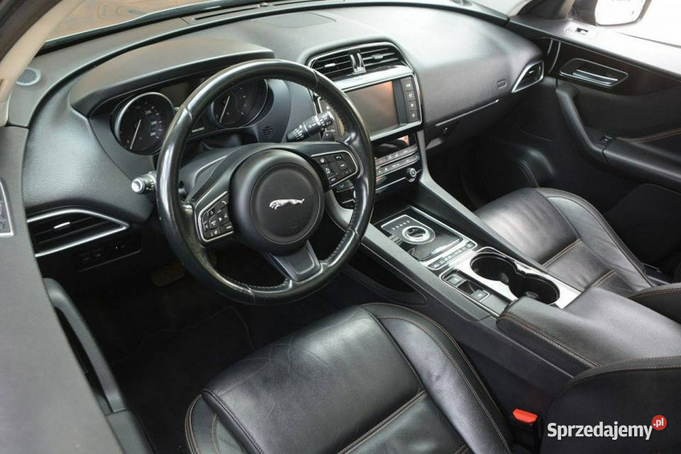 Jaguar FPACE 20D AWD Prestige panorama automat gniazdo USB