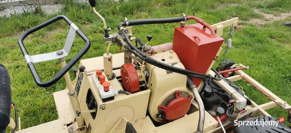 Kosiarka traktorek cylindryczna wrzecionowa Bieliny