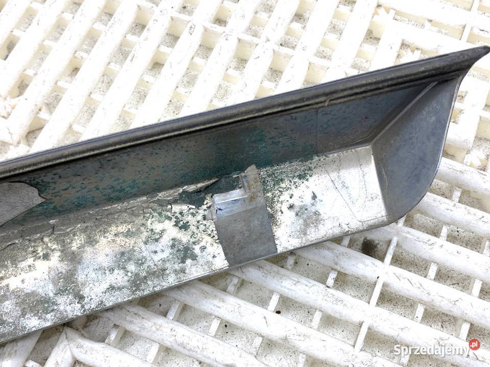 LISTWA KLAPY TYŁ OPEL ASTRA H Hatchback 0414