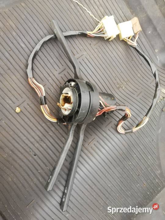 ZAZ Tavria przełącznik pod kierownicą manetki wyposażenie elektryczne Łódź