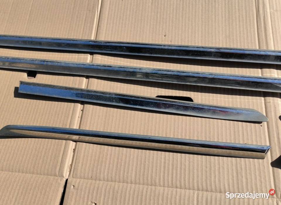Listwy boczne drzwi błotników BMW E46 Coupe Pozostałe Żory