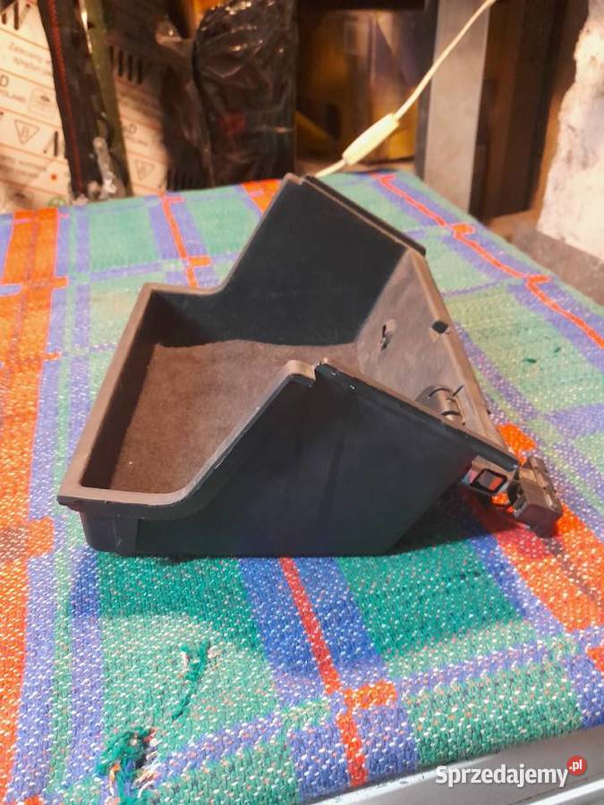 Mercedes W202 półka zestaw niepalących sprzedam