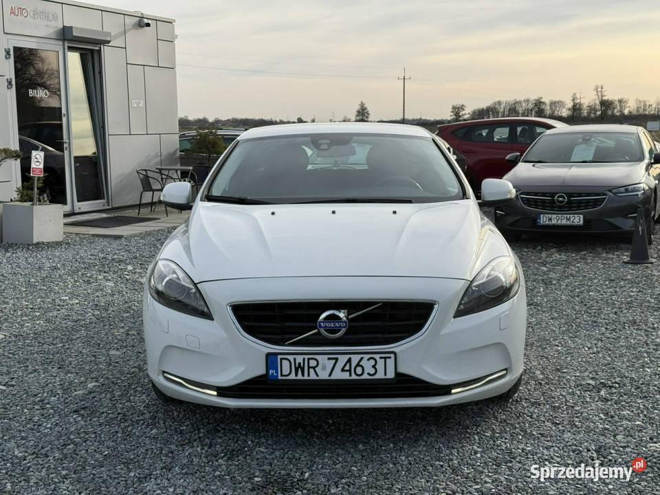Volvo V40 16 D2 114 2014r Climatronic KINETIC Wojkowice sprzedam