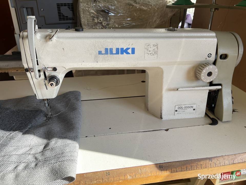 Maszyna do szycia JUKI DDL5550N Czarna