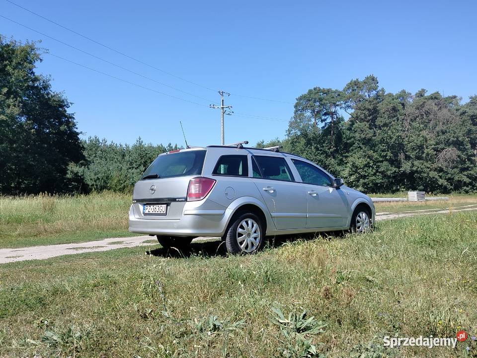 Opel Astra 17 H kupiony w Polsce Robakowo