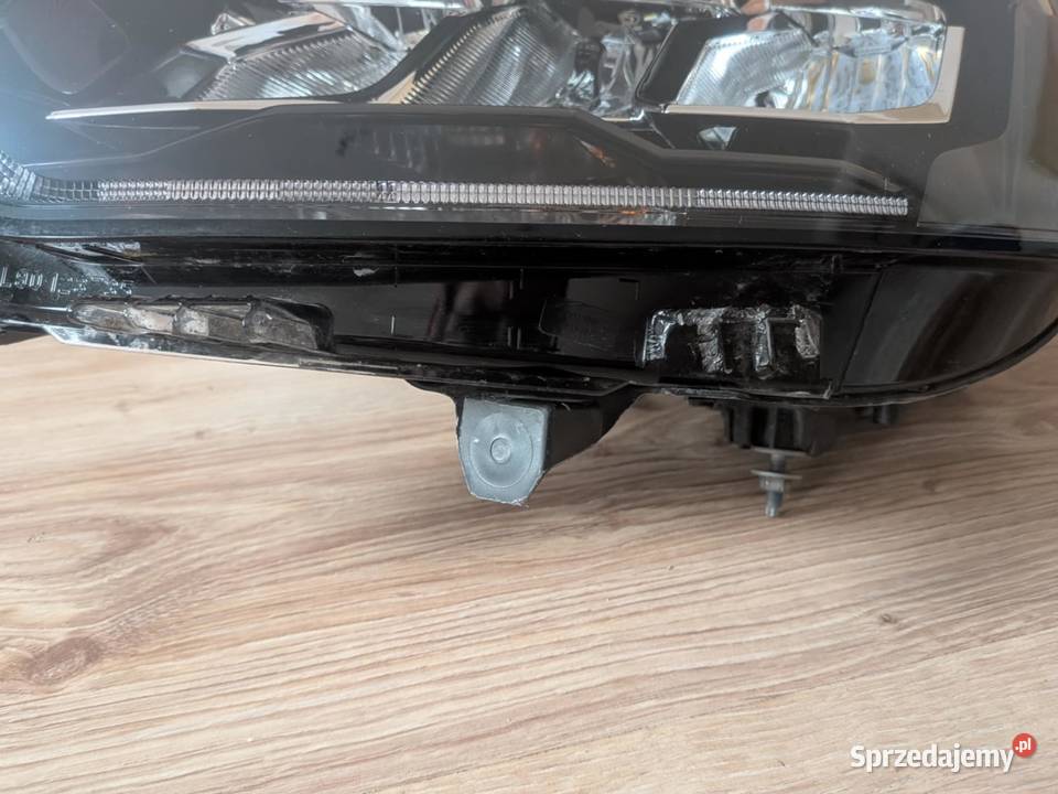 Reflektor lewy lampa Peugeot 208 Full led Wrocław