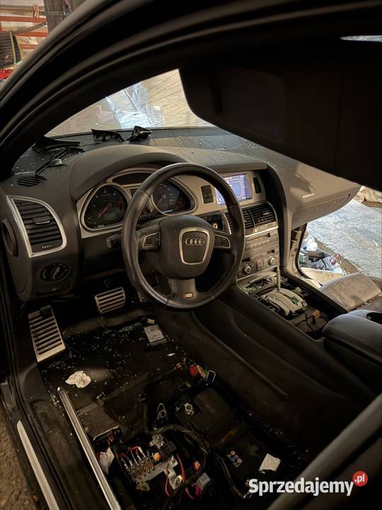 Audi q7 cała na części sprzedam