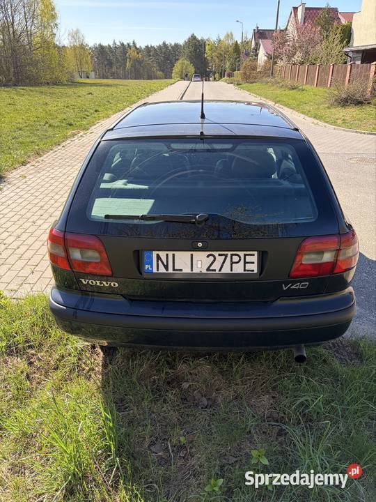 Volvo v40 16 1997 benzyna kupiony w Polsce Olsztyn