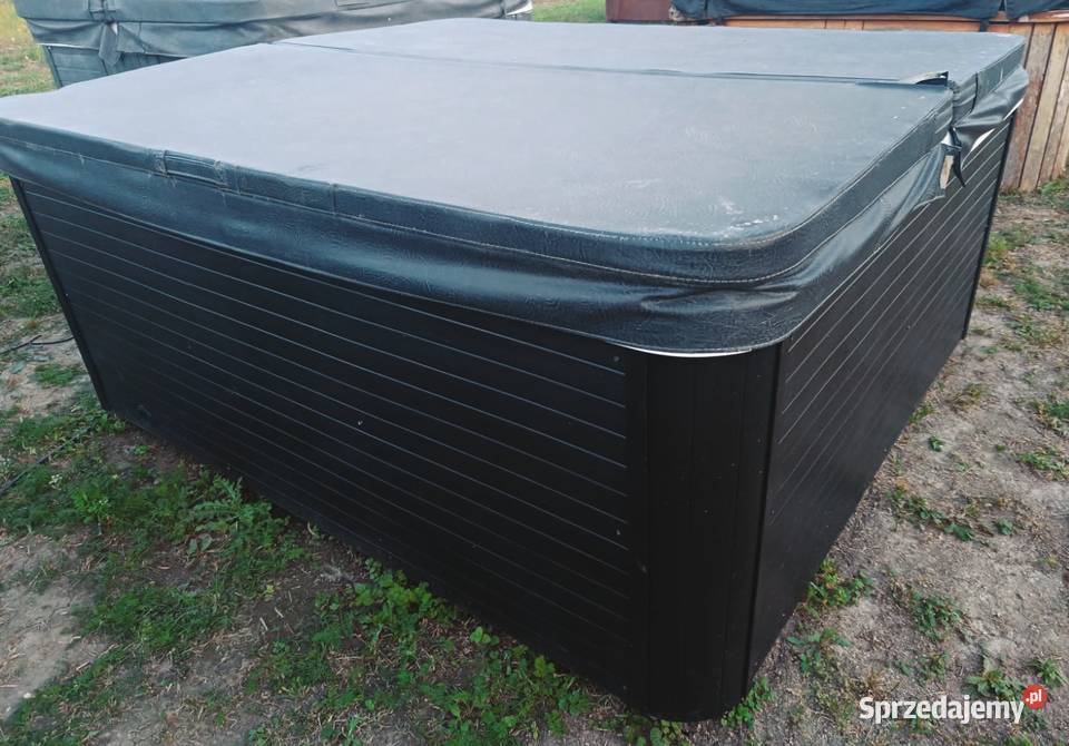 Jacuzzi ogrodowe całoroczne Balboa 210x215 Natalin