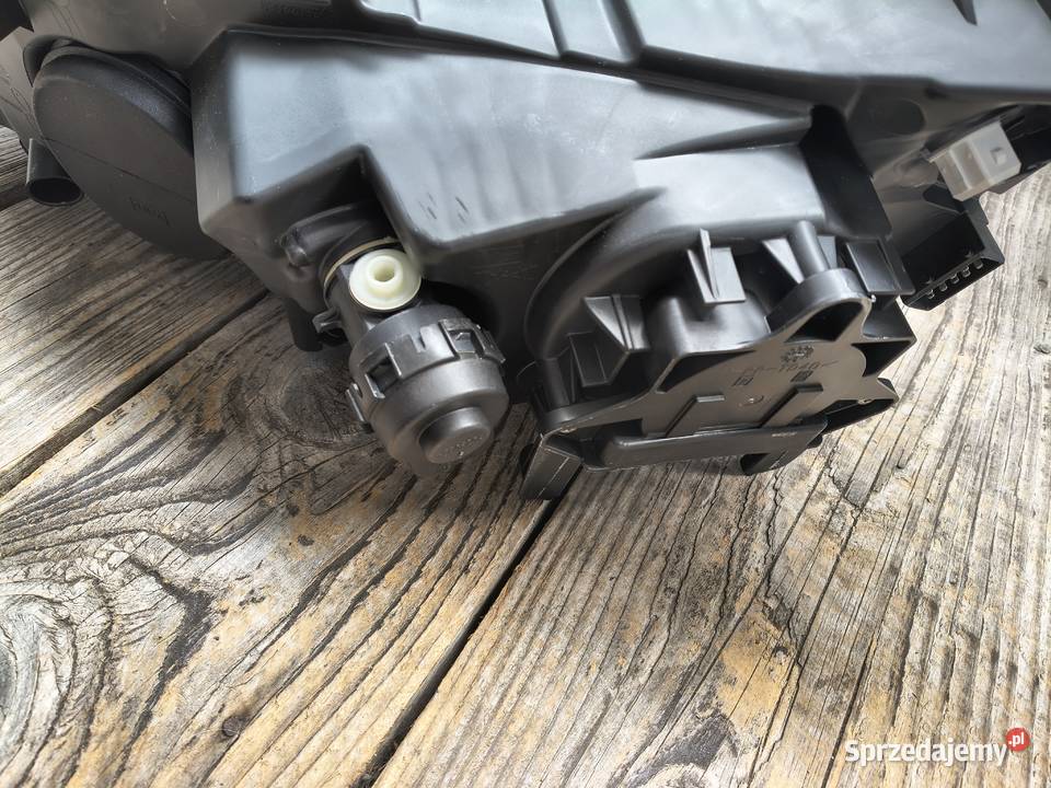 Lampa prawy przód Citroen C4 6206L8 Nowa OE Lampy przednie Części samochodowe Lublin