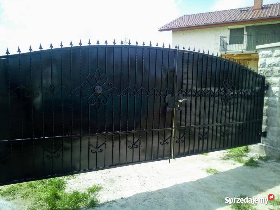 Bramy wjazdowe przesuwne dwuskrzydłowe