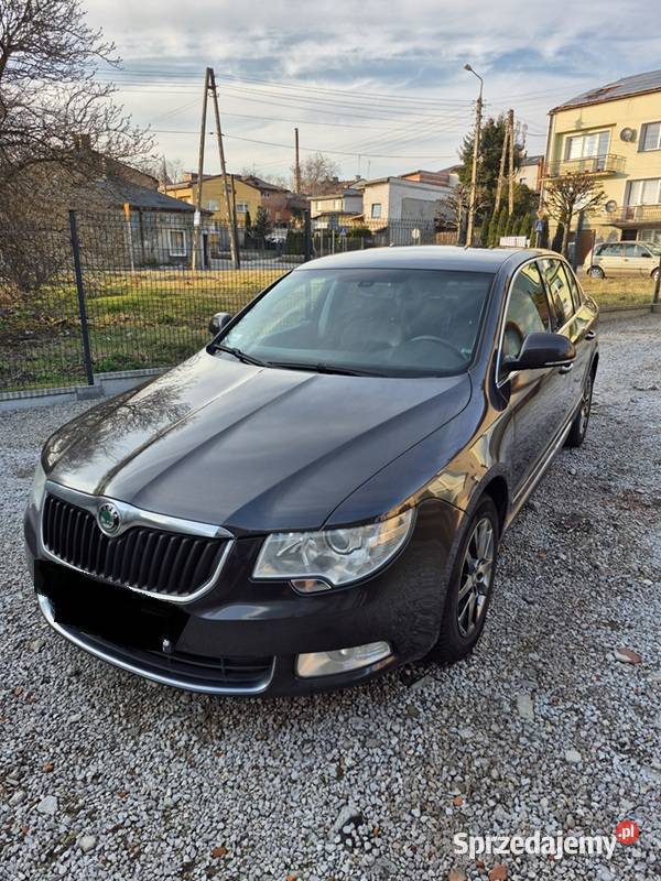 Skoda Superb 2009r CR 170 dwutlenek węgla w Mszczonów