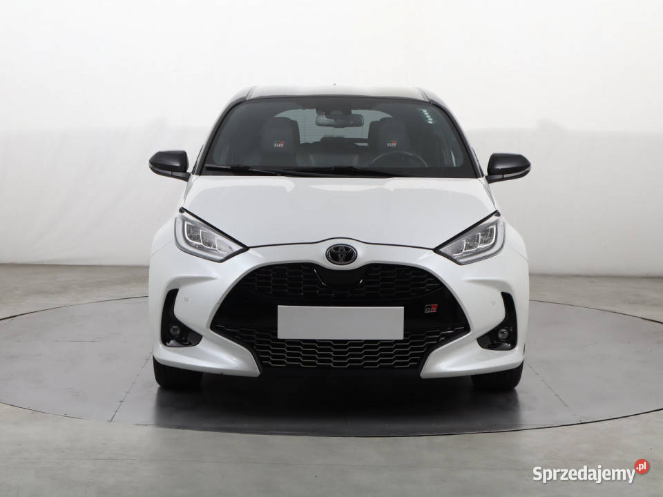 Toyota Yaris 15 VVTi Hybrid Rok produkcji 2022 Katowice sprzedam