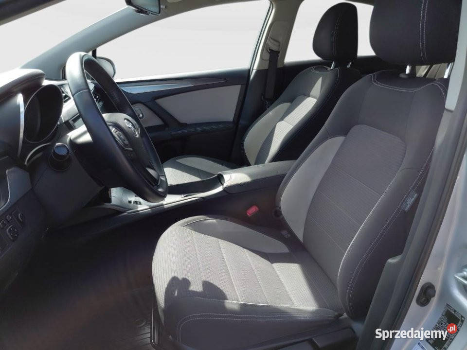 Toyota Avensis 2017r Salon Automat Tempomat Warszawa sprzedam