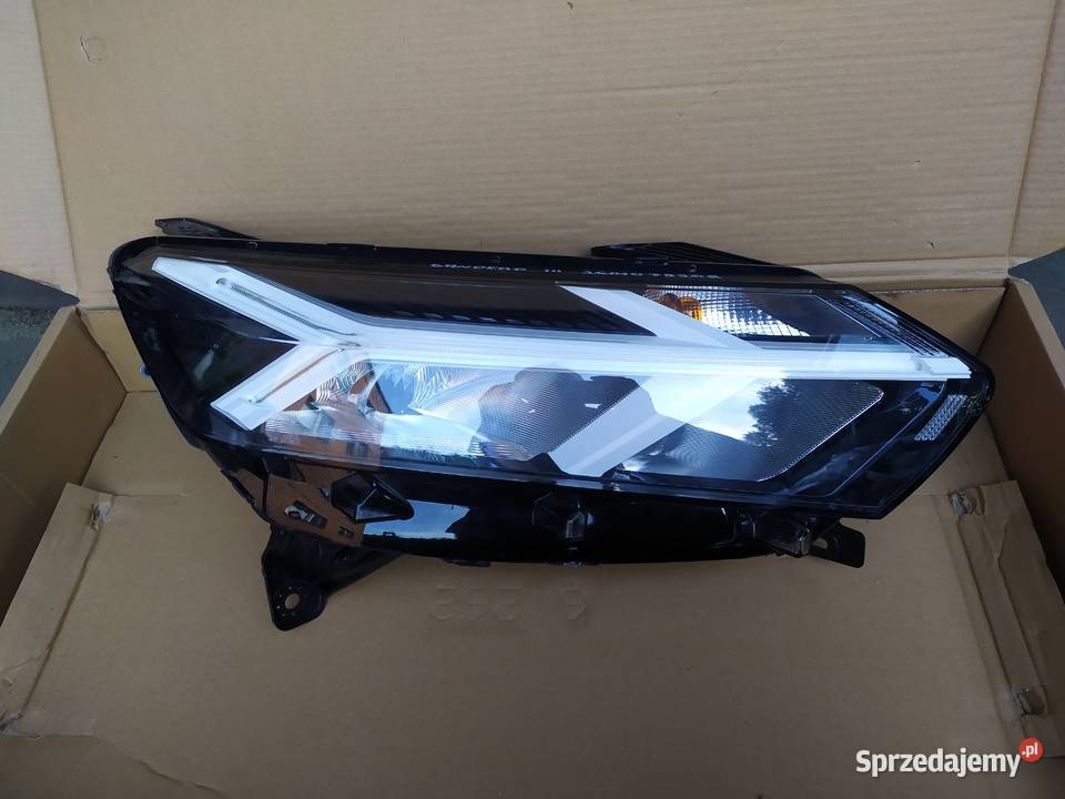 Sandero III Logan III lift reflektor prawy lampa Lampy przednie Rybnik