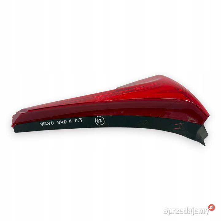 LAMPA PRAWA Volvo V40 II kombi 20122019 tylna